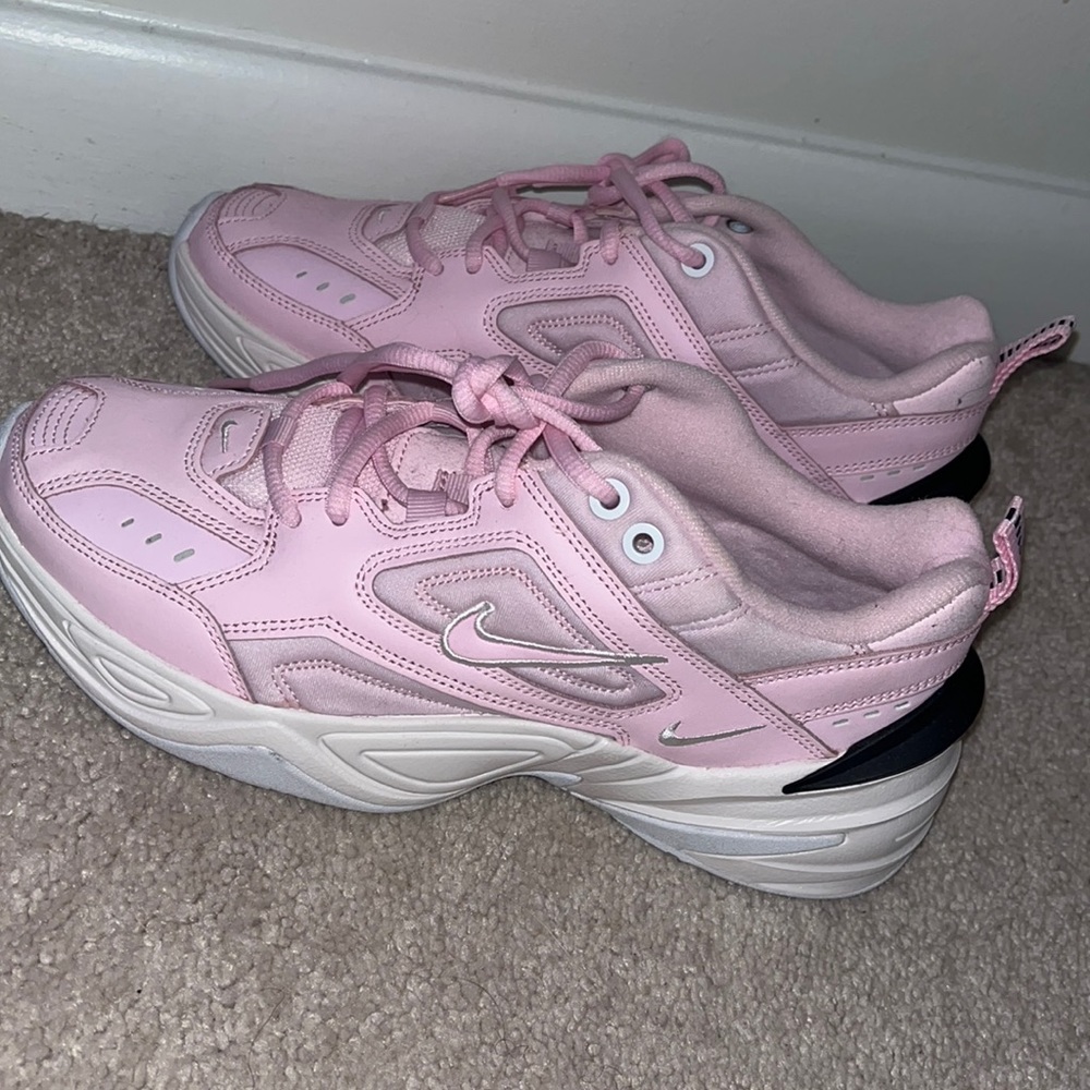 Nike Tekno Pink